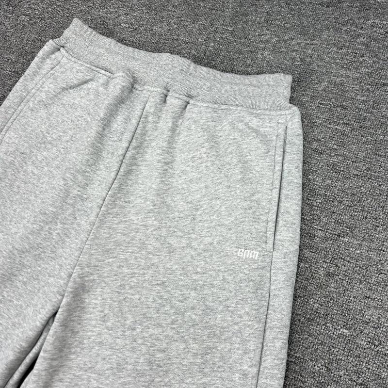 Unisex Autumn/Winter Embroidered Hoodie with Small Logo - Trendy Sporty Casual