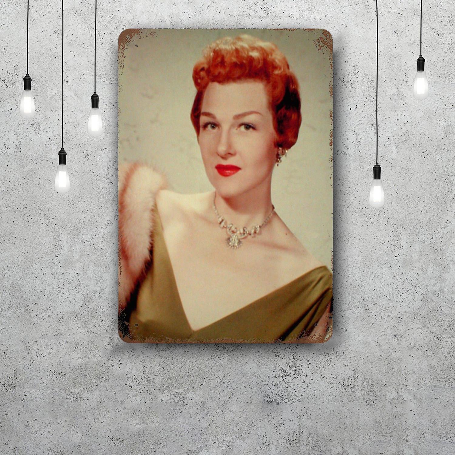 

Tatiana Troyanos Vintage Metal Tin Signs Posters Decor Retro Metal Plaque Wall Art Decor for Garage Bar 20x30cm（7.8x11.8inch）