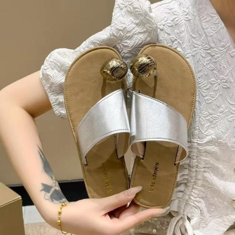 Módní Glamour Dámské Sandály s Prstýnkem na Prst Zdobené Kamínky - Vykročte do Třpytivého Stylu