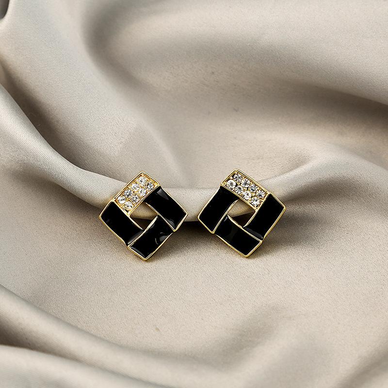 Geometric Dark Cold Wind Creative Design Stud Earrings Slightly Inlaid Zircon Luxury Temperament Dignified Earrings Earrings