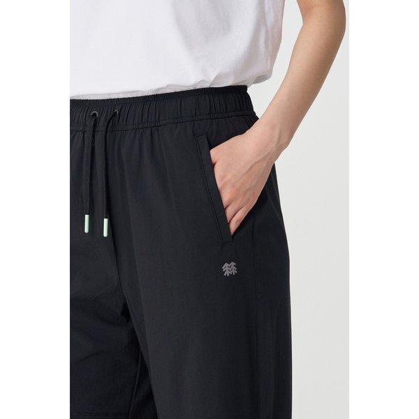 Kolon SportS Women S looSe Fit Parachute pantS Tvpnm25692blk