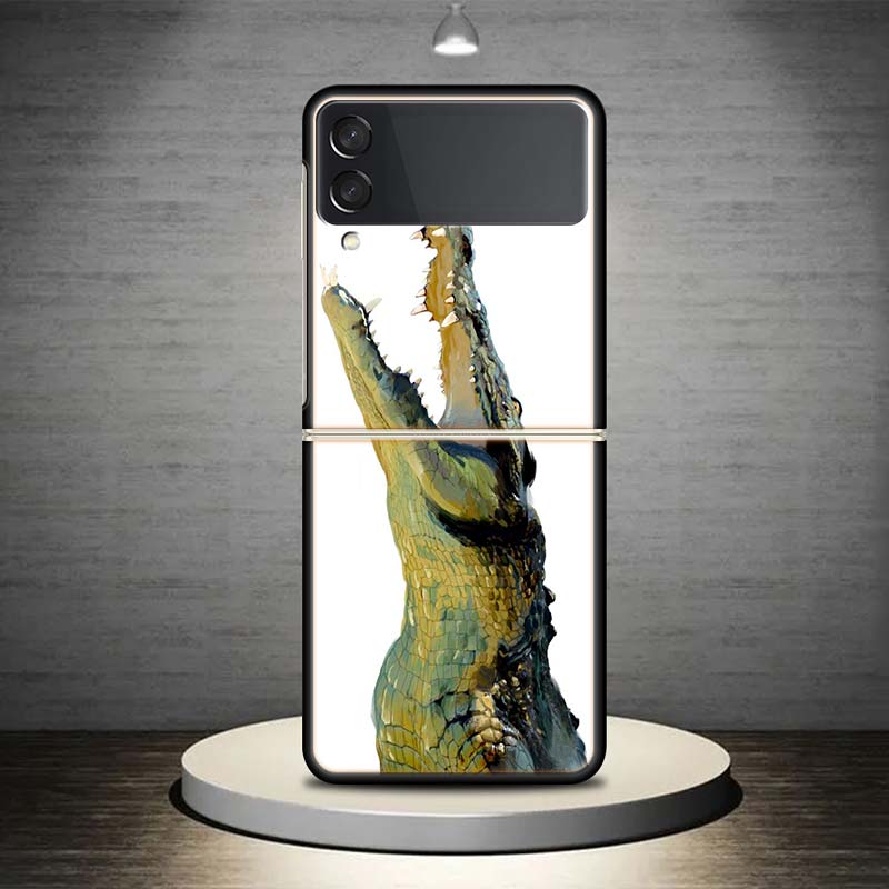 Crocodile Animal For Samsung Galaxy Z Flip 6 5 4 3 5G Phone Case Black Hard Cover ZFlip 6 5 4 3 Shockproof Bumper Coque