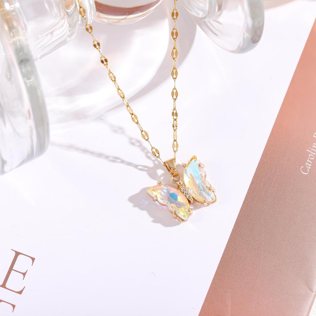 Iridescent Gradient Butterfly Necklace with Zirconia Rhinestones - Titanium Steel Clavicle Chain Pendant.