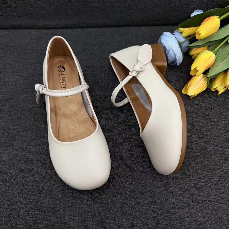 Leather soft-soled single shoes 2025 spring and summer new French mother comfortable precious shoes shallow mouth Mary women's shoes leather shoes