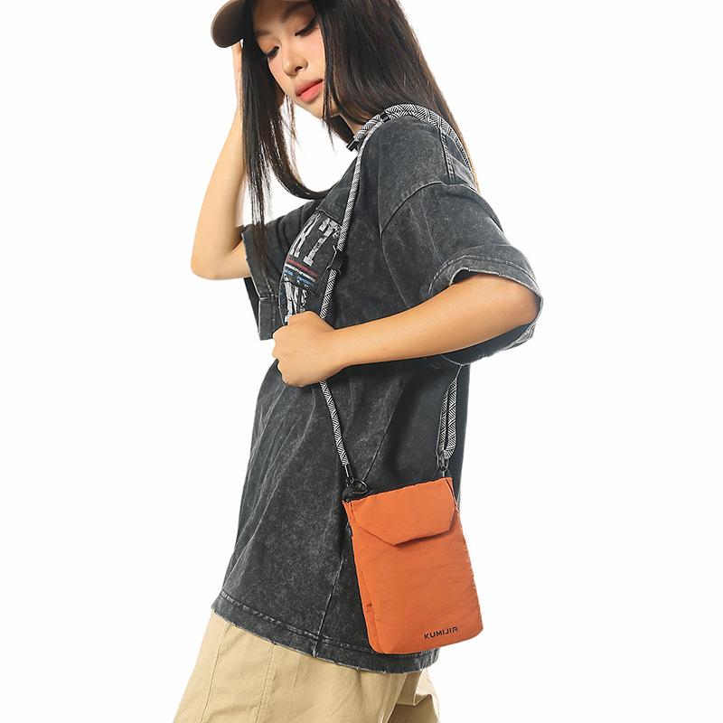 Personal mobile phone messenger bag trendy fashion 2025 summer new tooling style Japanese small bag casual shoulder card bag