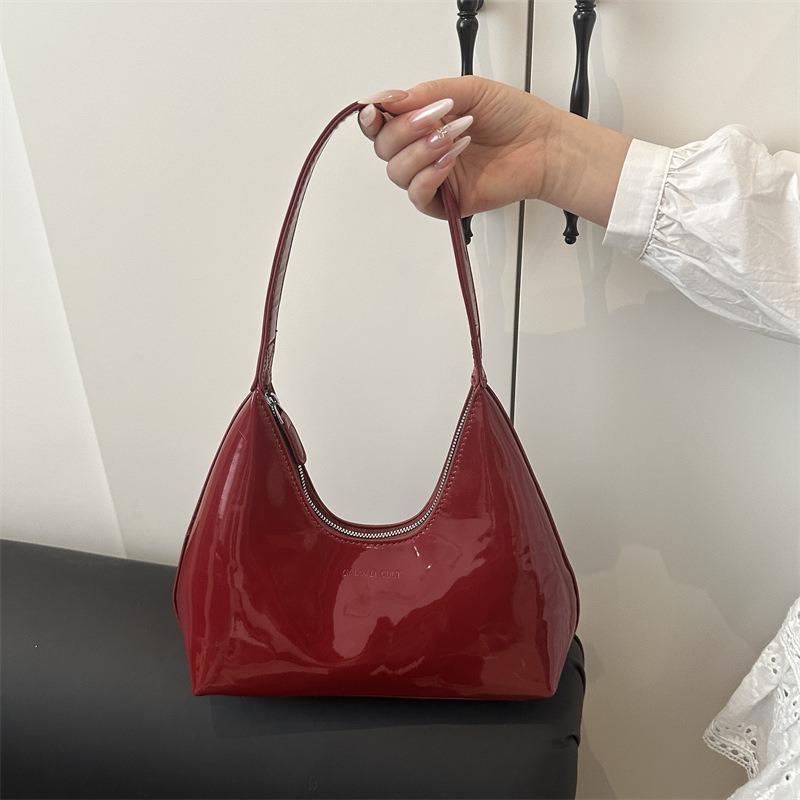 Niche patent leather bag women's baguette crescent bag women's shoulder bag women's handbag texture fashion underarm bag