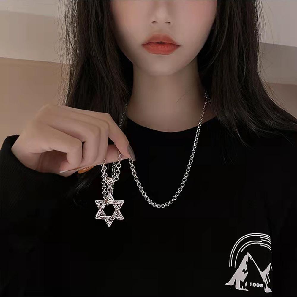 Nuevo Hip Hop seis suéter estrella cadena accesorios de ropa colgante de aleación fundida suéter cadena collar largo