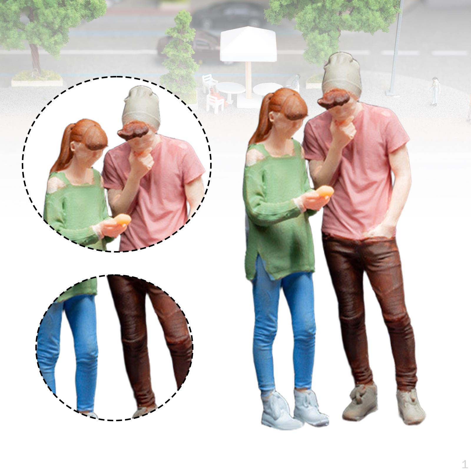 

2 Pieces 1/64 People Figures Miniature Diorama Desk Decor Collectibles Crafts Street Combination