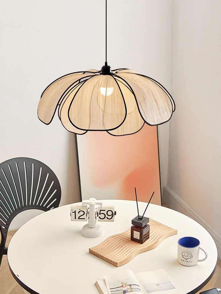 Retro Fashion Simple Dining Room Living Room Chandelier Lotus Lotus Art Bedroom Sky Lantern Atmosphere Lighting Cafe Lamps