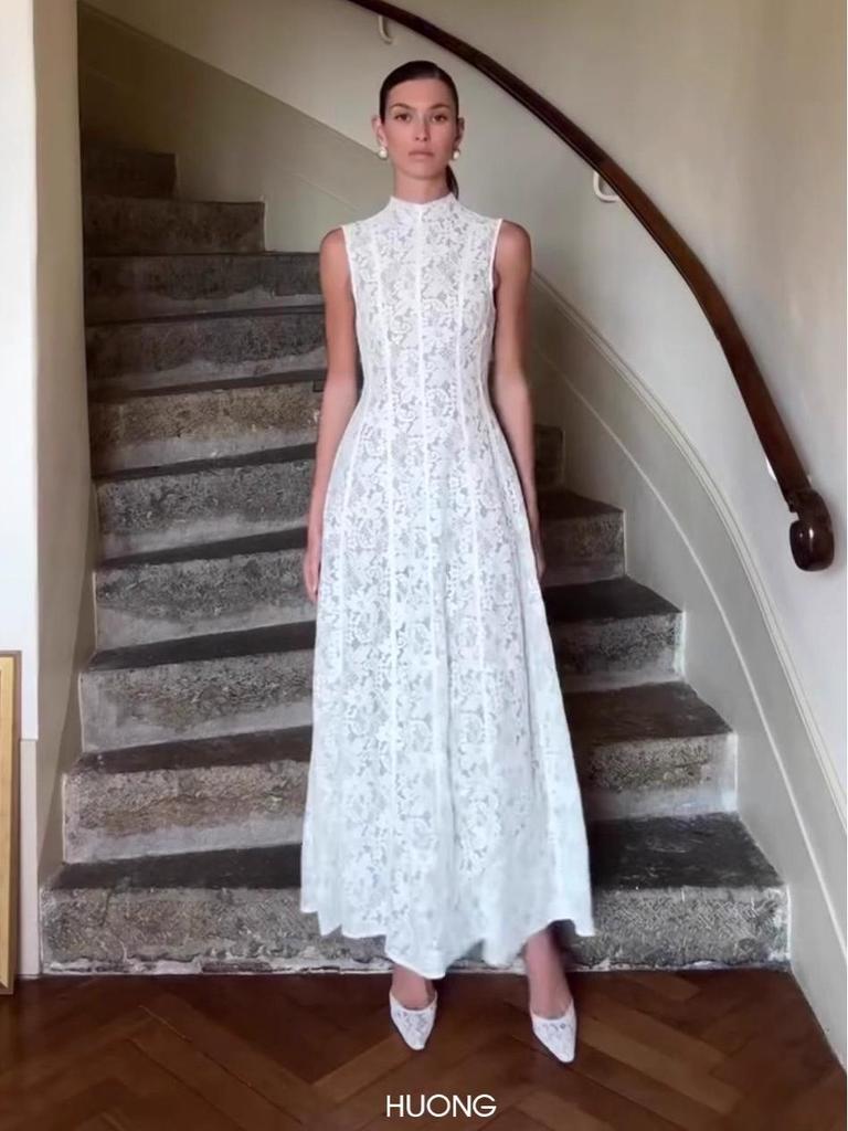 2026 Elegant Women's Sleeveless High Waist Lace Dress