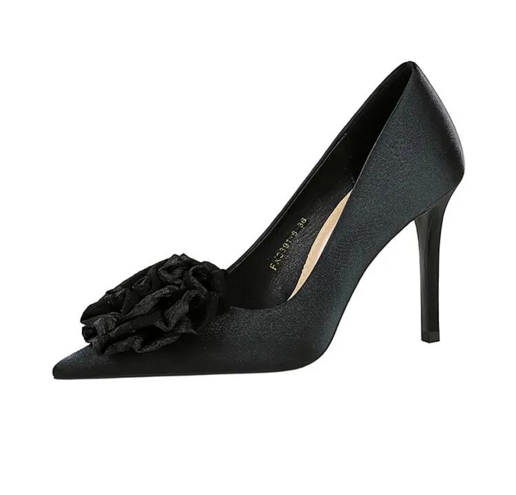 Fashion Silver Gold Flower Stone Patterned High-heeled Shoes European American Pointed Fashion Shopping Party Commuting Single Shoes 43