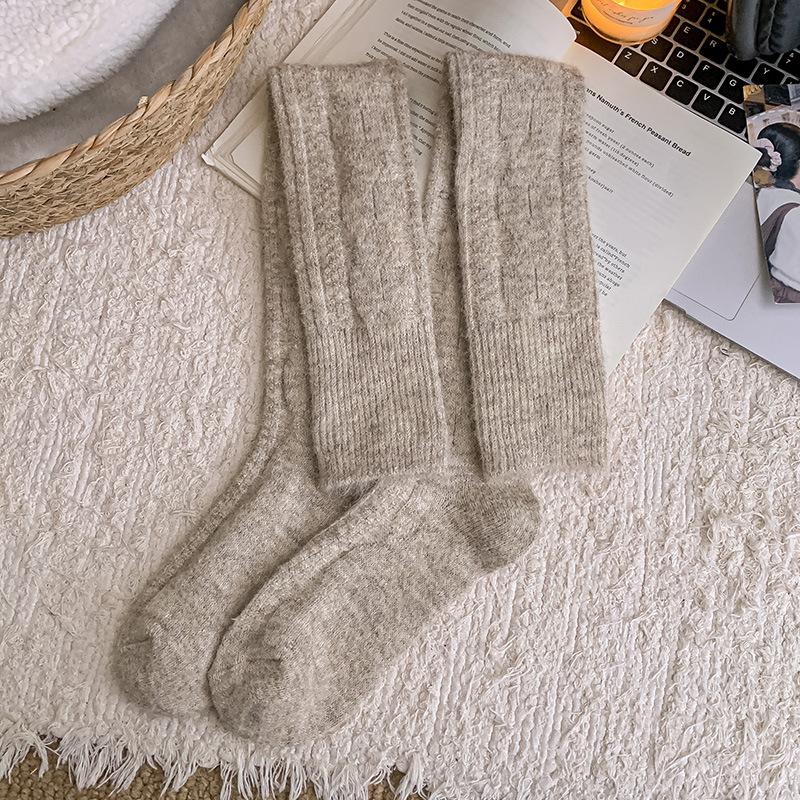 Winter Knee Socks Children Japanese Jk College Wind Stockings Soft Sister Versatile Warm And Thin Warm Fleece Knee Stockings