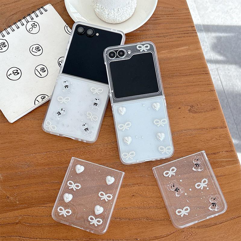 Samsung ZFlip7/8 Flip Phone Case - Pearl Heart & Little Bear Design