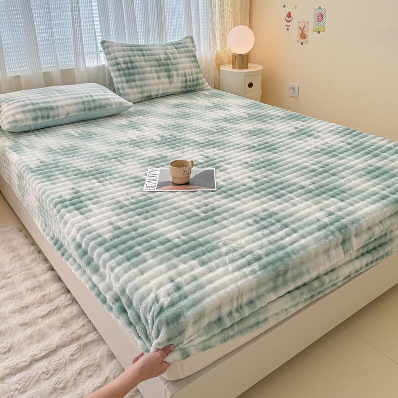 Warm Thick Bed Sheet for Winter Single/Queen/King Fleece Pluffy Fitted Bed Sheet Cartoon Mattress Cover(pillowcase need order)