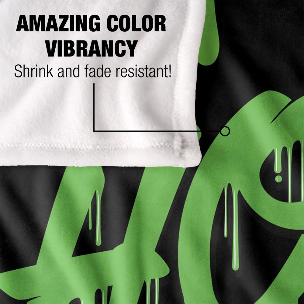 NICKELODEON Hot Mess Silky Slime Supersoft Blanket