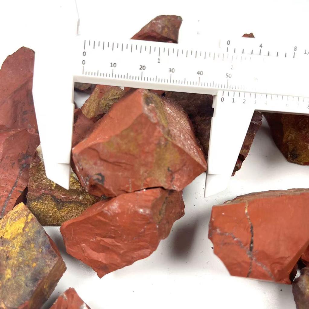 Red Jasper Crystal Rough Stone Handcrafted Incense and Aroma Diffuser, Demagnetizing Stone for Fish Tanks, Flower Pots, and Decorative Use.