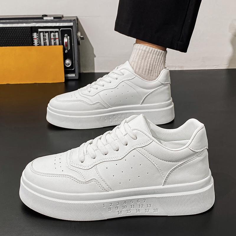 Men's Autumn White Thick-Soled Breathable Sneakers: Versatile, Trendy, Casual Skate Shoes