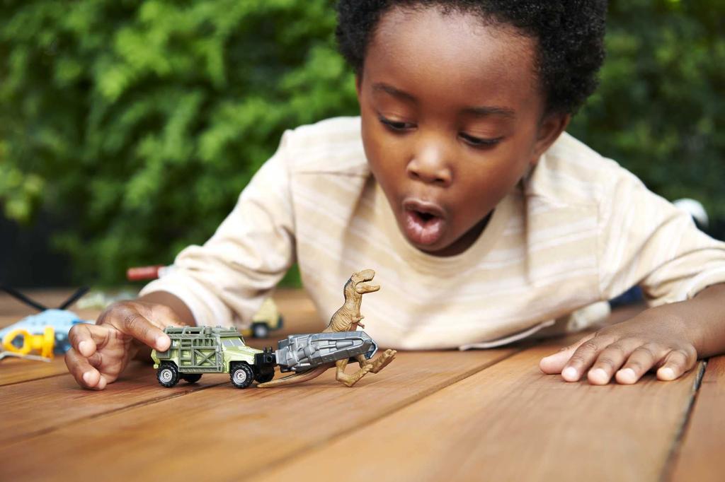 Jurassic World Toys Dinosaur Transporter with 1 Vehicle and 1-2 Mini Dinosaurs, Ages 3+