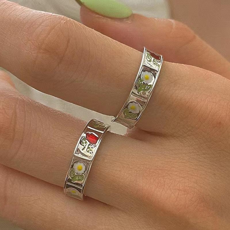 Beautifully Crafted Adjustable Daisy Rose Dripping Glaze Ring For Women With Trendy Design