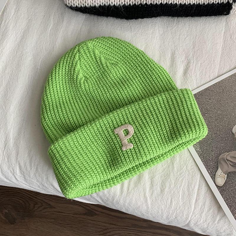 White plum color embroidery P letter knitted wool hat autumn and winter warm cold hat with ins fashion single item multi-color