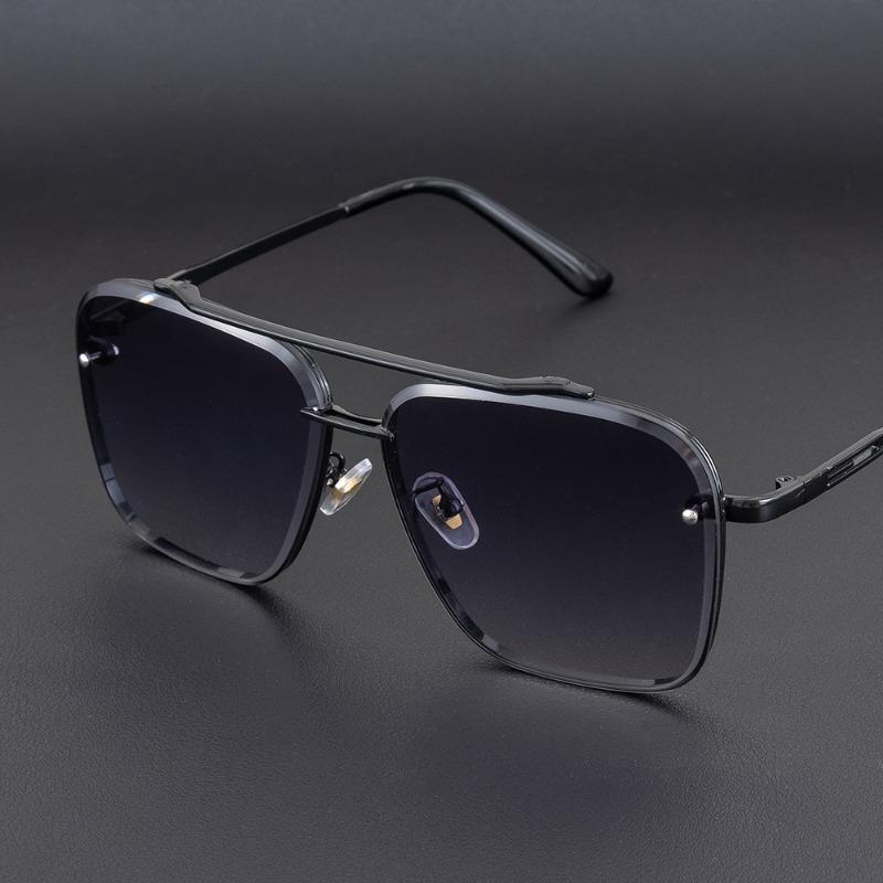 Fashion Square Sunglasses Men Vintage Big Frame Women Gradient Lens UV400 Metal Punk Eyewear Luxury Brand