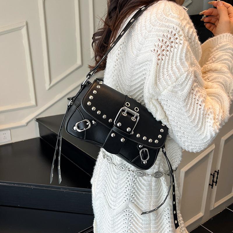 Trendy Punk Style Armpit Bag Large Capacity Underarm Bag Vintage Style Handbag Rivet Design Shoulder Bag For Women