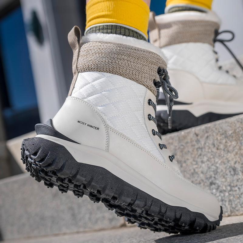 Winter Fashion Women's Shoes Plus Fleece Thickened Snow Boots Non-Slip High-Top Cotton Boots Women's Outdoor Large Cotton Shoes