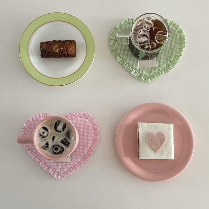 Meal Mat Heart Shape Checked Cotton Placemat Heat Insulation Pad For Family Living Room Meals Mat