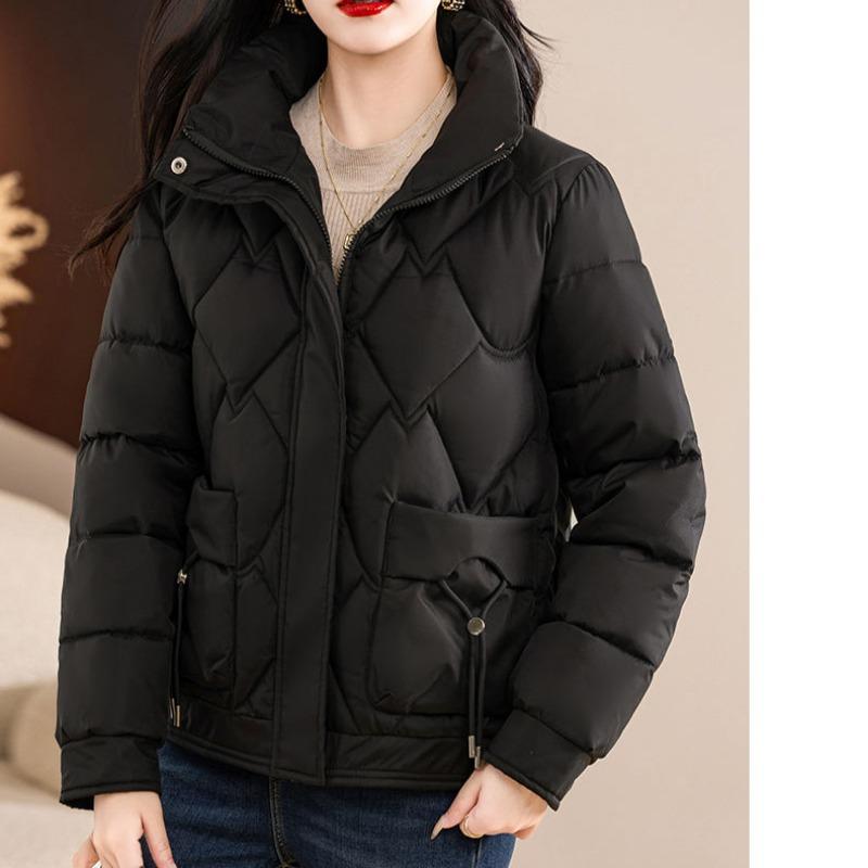 Warm and Comfortable Women's Short Cotton Jacket for Winter Fashion Thickened Coat