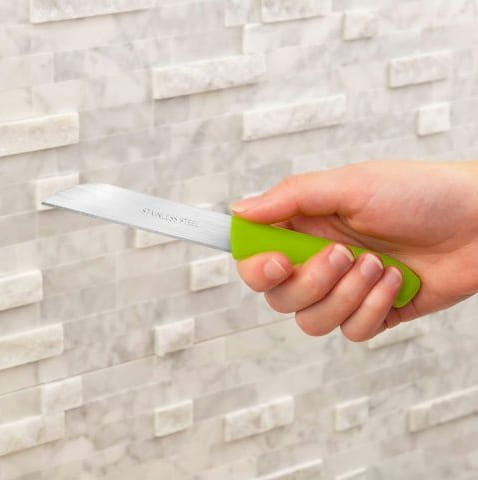 Set of 6 kitchen knives for vegetables