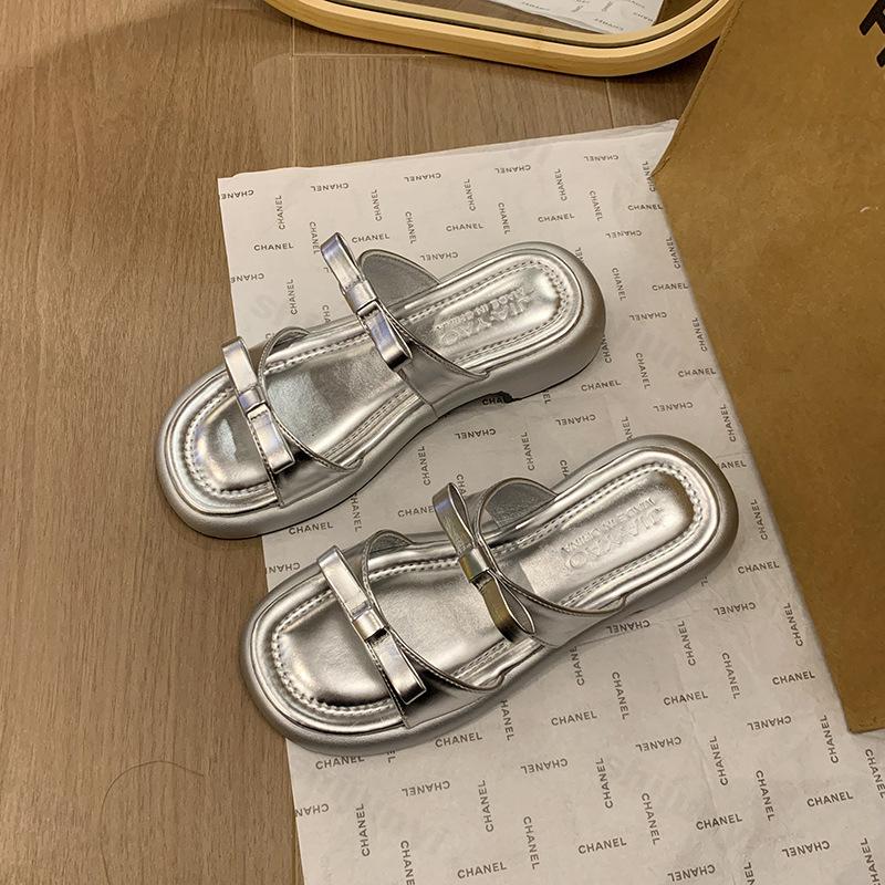 Fashion Womens Slippers 2025 New Summer Low Heel Silver Women's Comfortable Outdoor Beach Shoes Platform Bowknot Fashion Dress Slippers