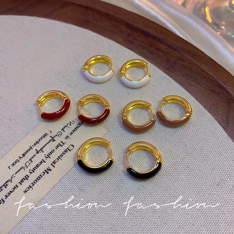White drop glaze ring earrings light luxury niche ear buckle Hong Kong style unique earrings