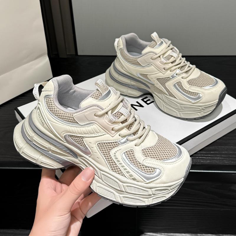 ins new sports student shoes spring and autumn running dad shoes platform height increase casual street shot