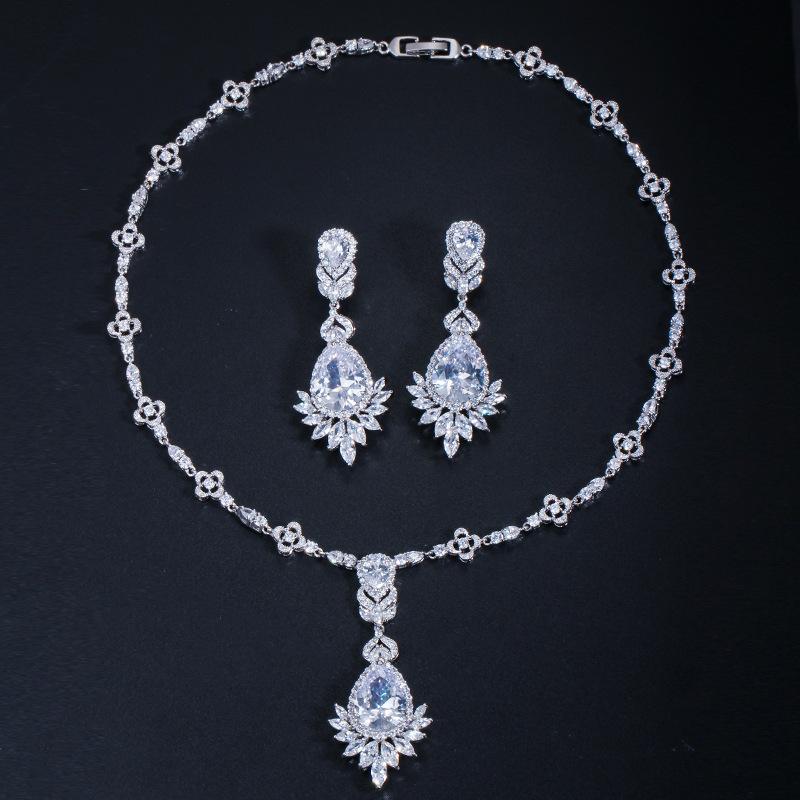 2026 Bridal Wedding Dress Zircon Set Chain Wedding Jewelry Necklace Earrings Two-piece Set 45CM