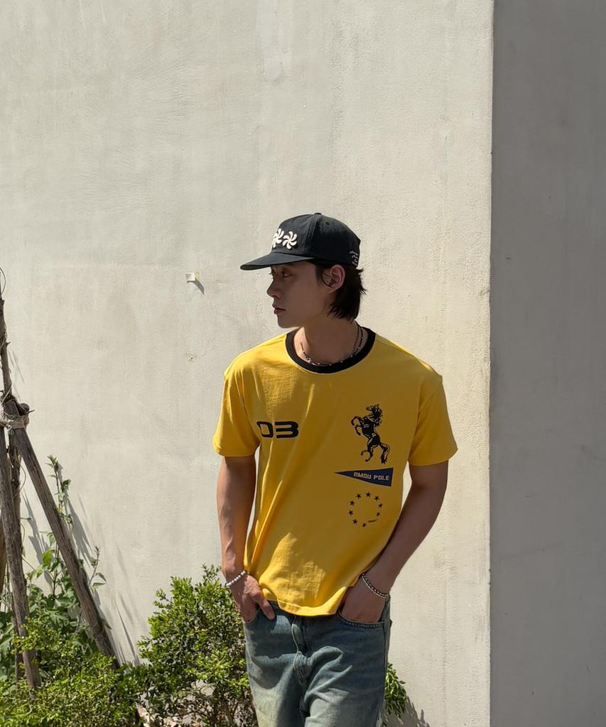 AMOU Sporty Horse Half T-Shirts Yellow