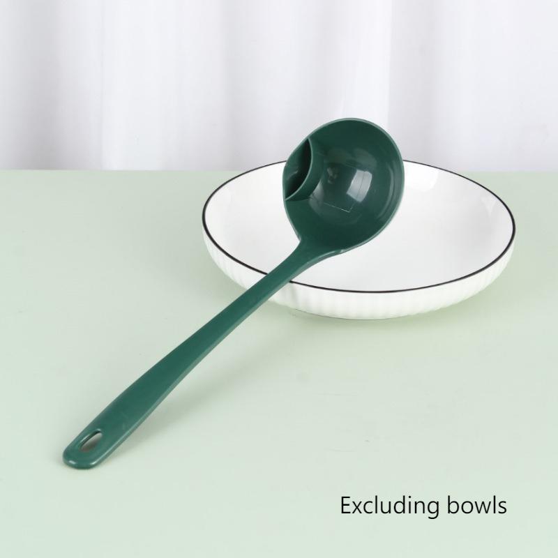 

1PC Oil Filter Spoon Cooking Tools Household Kitchen Long Handle Hot Pot Spoon Oil Soup Separator Household Goods темно-зелений колір