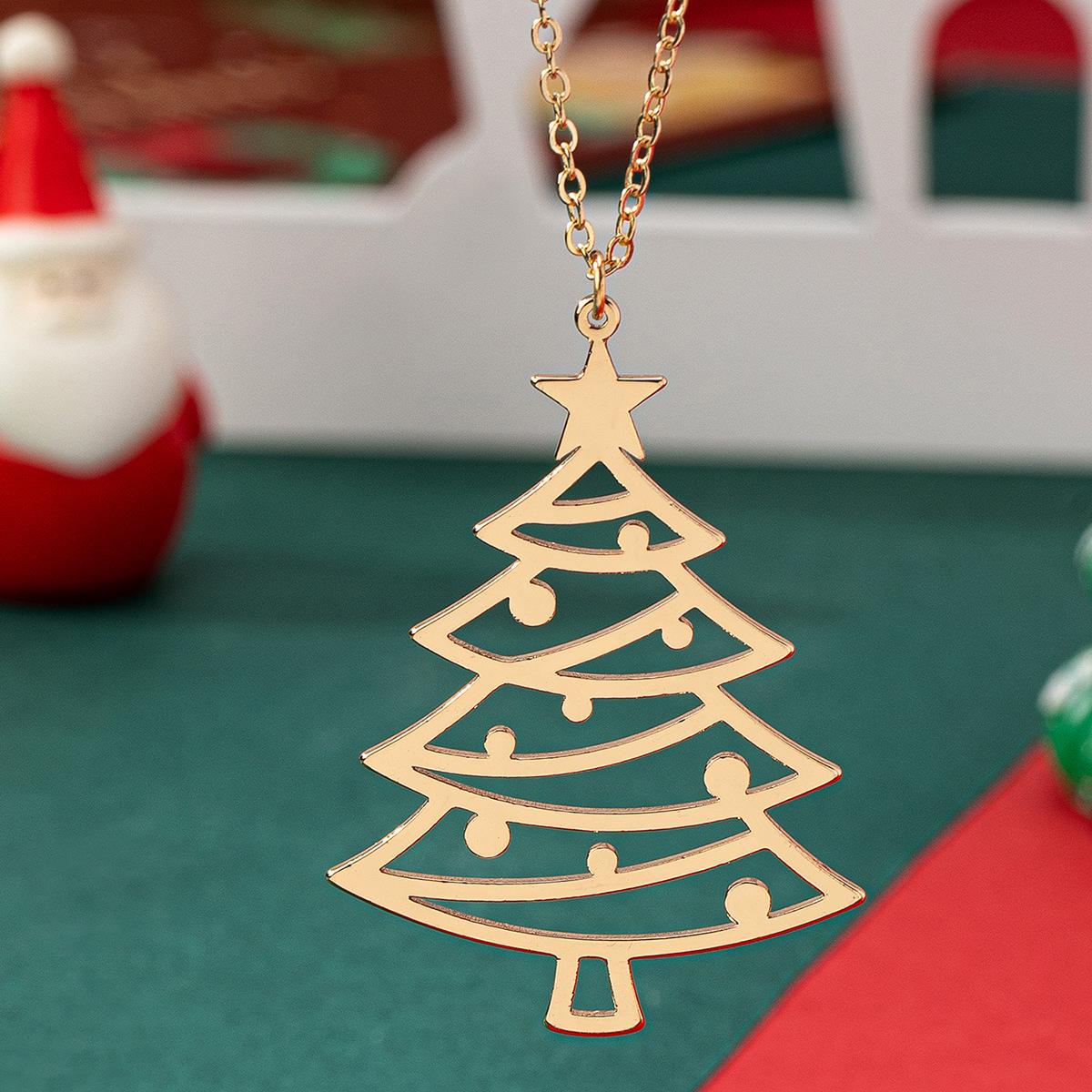 Creative Christmas Tree Pendant Necklace - Stylish European & American Design