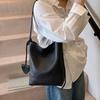 Bag Lady Frühling 2025 Neue Mode Einfache Retro Lässige Umhängetasche Textur Beliebte Eimertasche