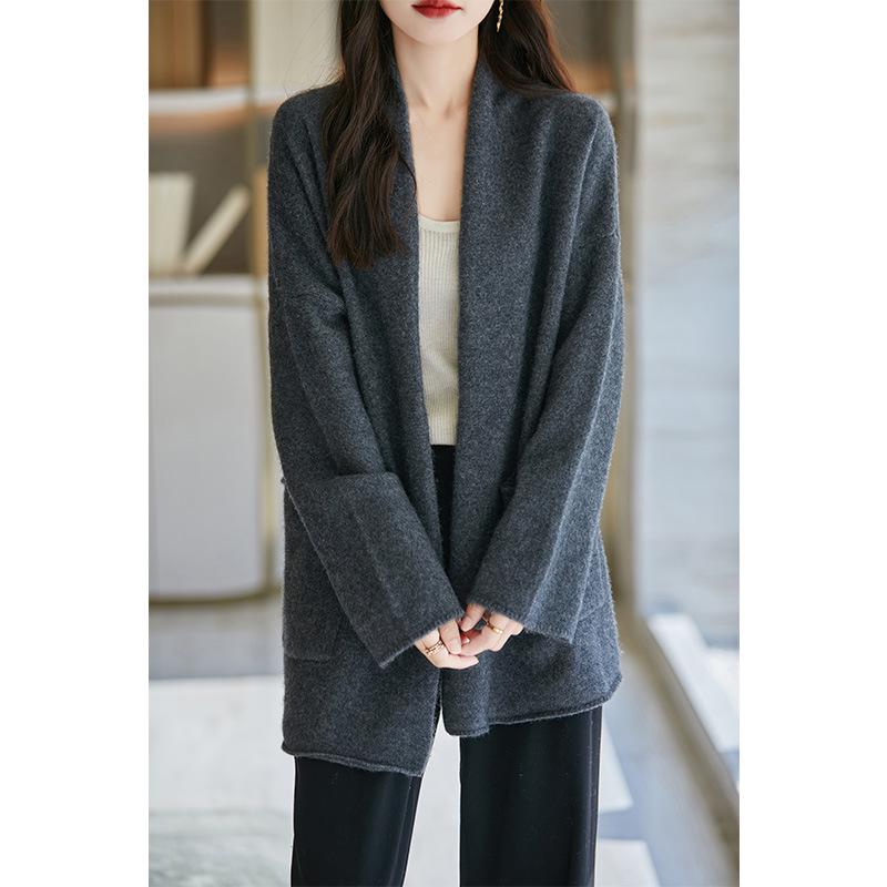 French Retro Mid-Length Cashmere Cardigan - Loose, Comfortable & Versatile Sweater Coat