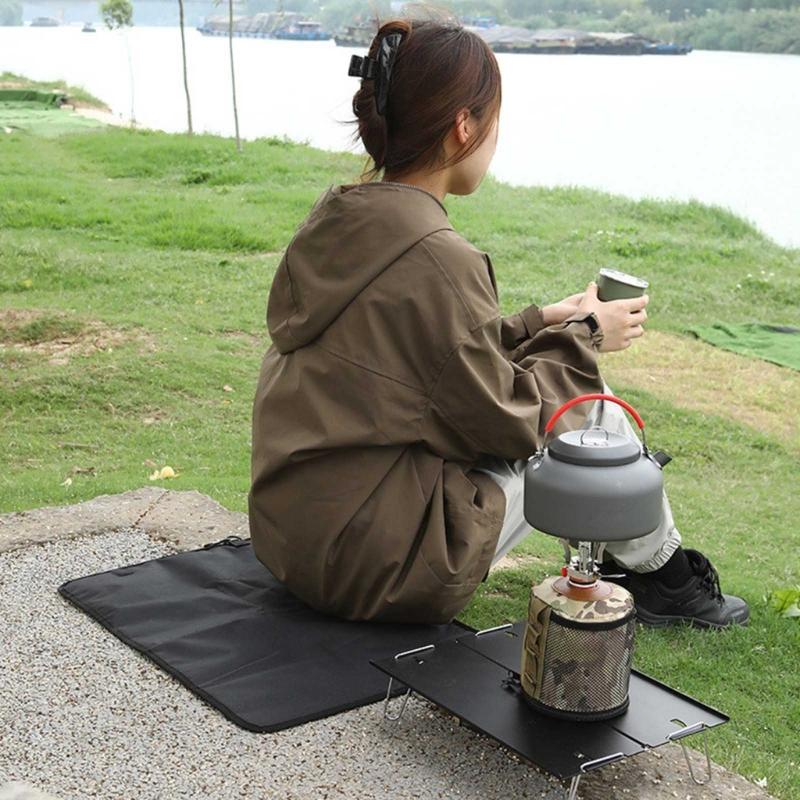 Outdoor Camping Wandern Sitzkissen Faltbare Sitzkissen Polster Tragbares Feuchtigkeitsbeständiges Sitzkissen für Camping Picknicks Wandern