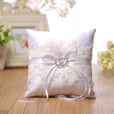 15x15cm Eheringkissen Spitze Blume Band Schleife Strasssteine Party Dekoration.