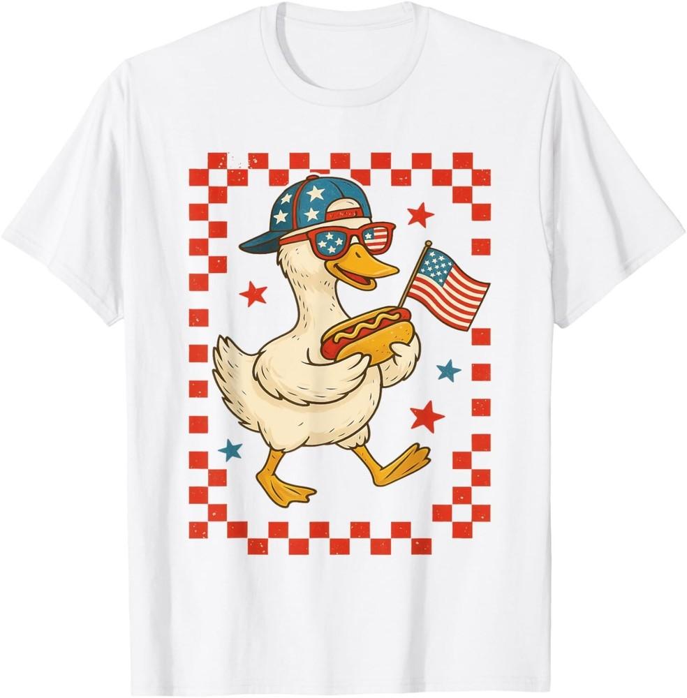 

Patriotic Duck with Hot Dog and Flag Funny 4th of July USA T-Shirt XL
