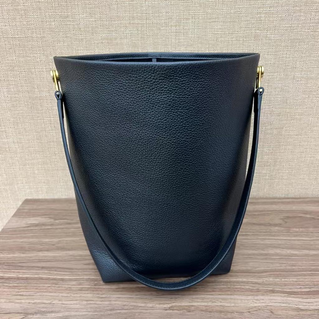 Bolsa de balde nicho TR francesa couro bovino de primeira camada versátil personalizada para o dia a dia textura premium ombro portátil bolsa tote