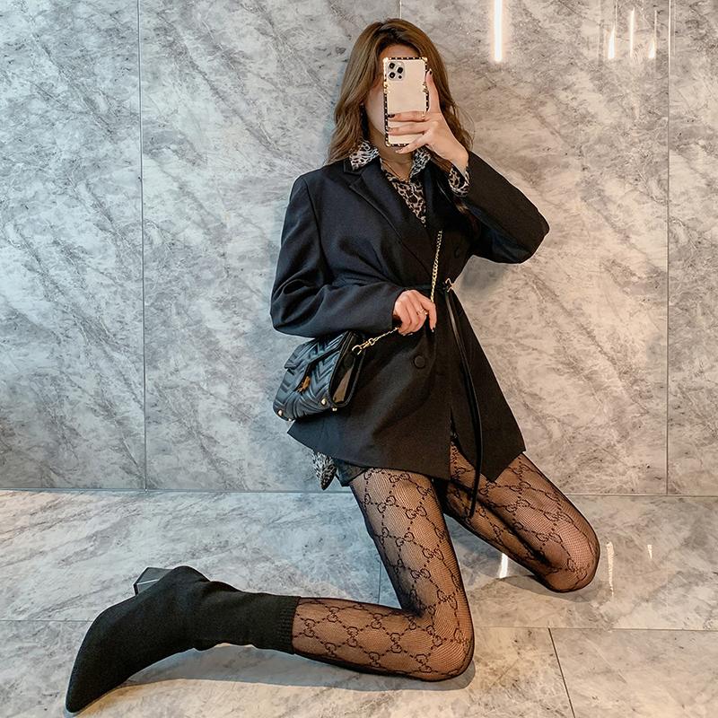 Schwarze Strümpfe, dünnes kleines G, Leggings mit englischen Buchstaben, hohle Jacquard-Netzsocken