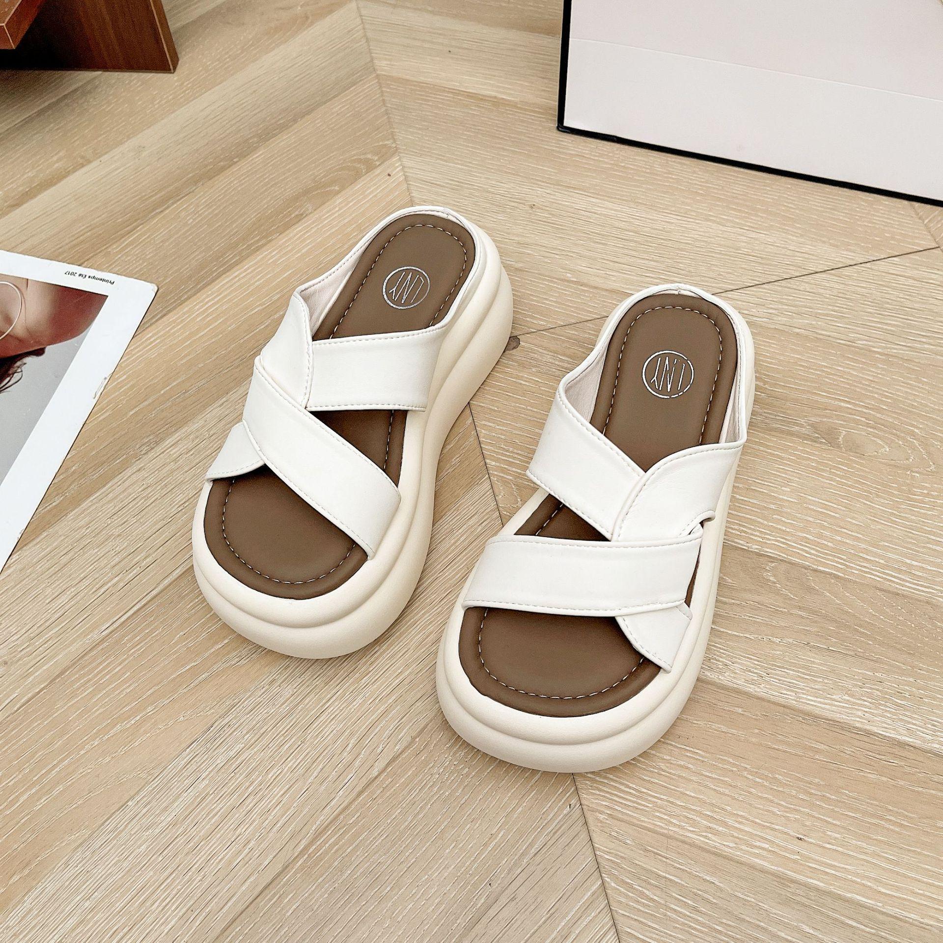 

Maternity sandals women s shoes summer wear fashion versatile cool slippers summer 2025 new thick-soled stepping shit slippers 39 бежевый
