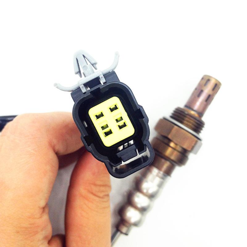 Oxygen Sensor for  Mazda 323 2001 2002 2003 M6 2005 Familia 1.6