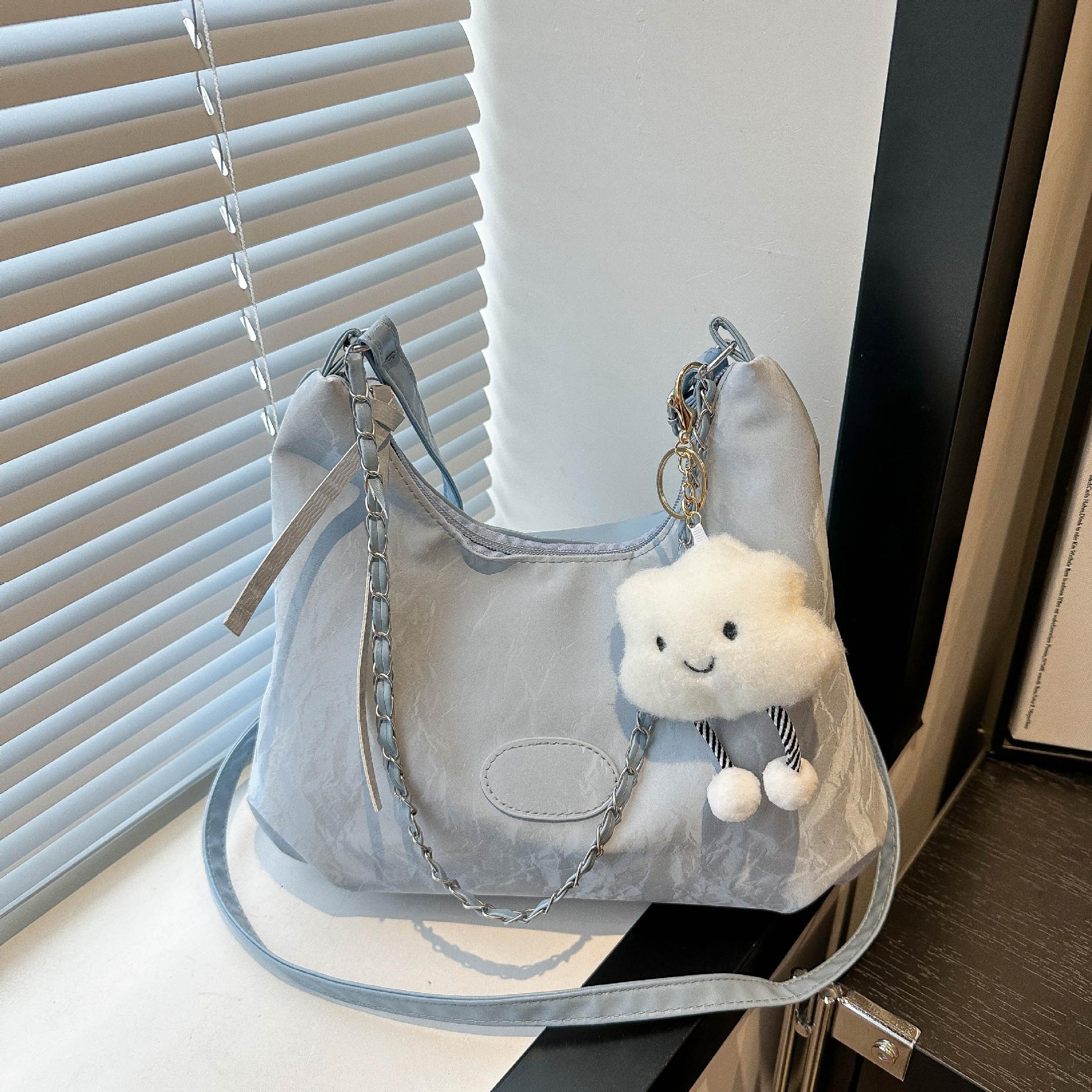 

Цьогорічна популярна велика сумка-тоут 2024 літня нова проста повсякденна сумка через плече проста повсякденна сумка для поїздок на роботу Without pendant синій