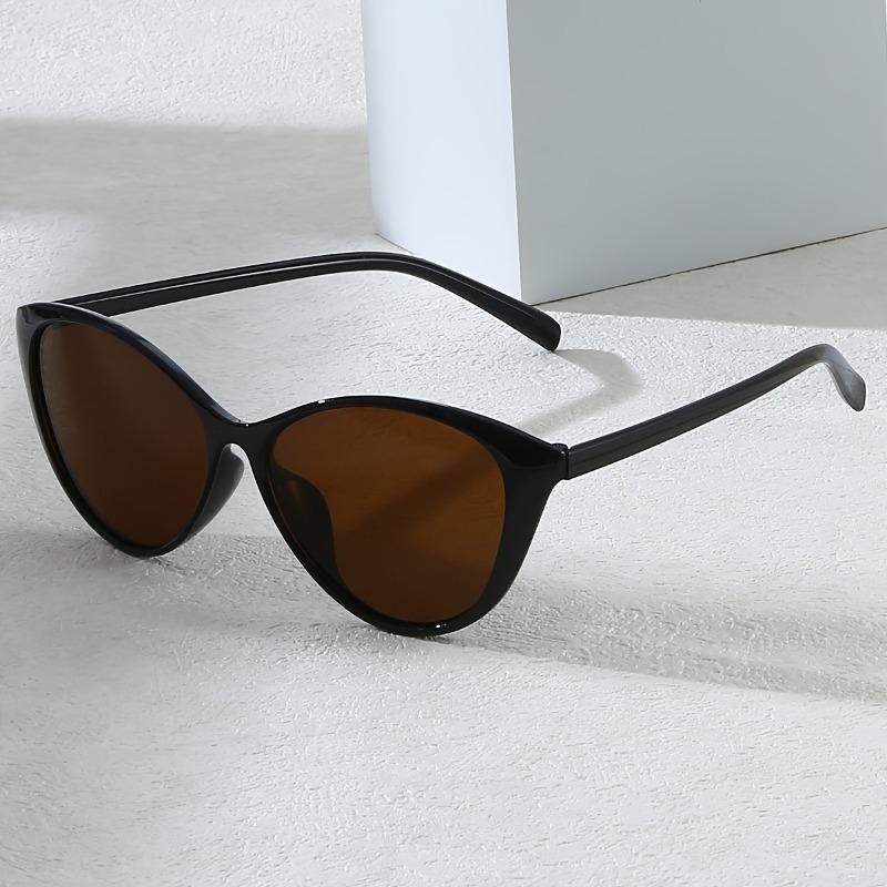 A fashionable pair of fox head cat eye glasses - decorative glasses suitable for skating and outdoor activities