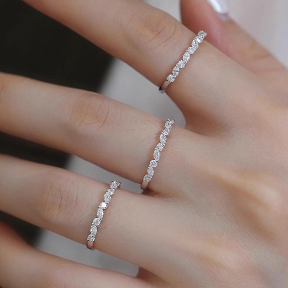 Red Elk Women's s925 Sterling Silver Versatile Ring - Light Luxury, Exquisite Fashion, and Unique Style.
