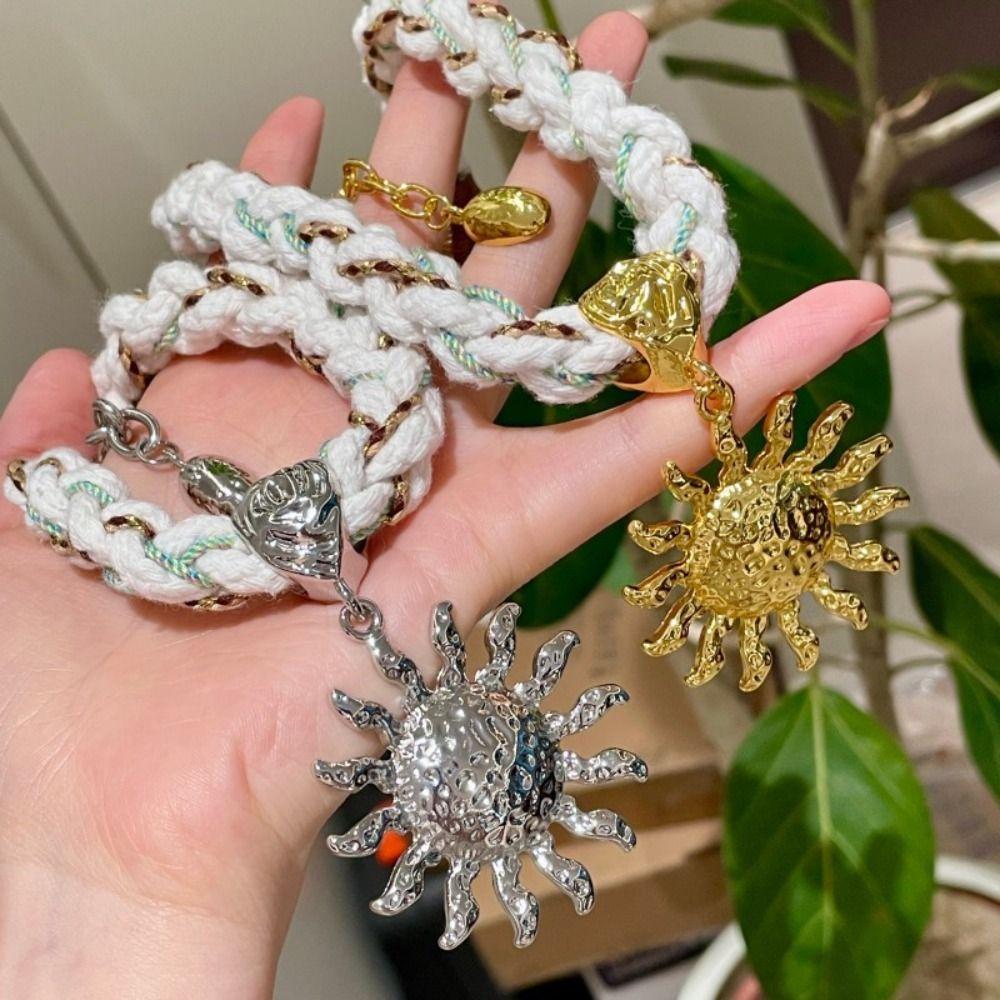 Charm Sunflower Pendant Necklace Exaggerated Ethnic Style Necklace Wide Clavicle Chain  Women
